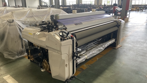 Mekanik Su Jeti Makina Tezgahı Çift Nozul 170cm Tekstil Dokuma Makinaları