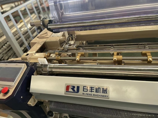1200 RPM Non Woven Machinery Çift Pompa Üç Nozullu Su Jeti Tezgah Dokuma Makinesi