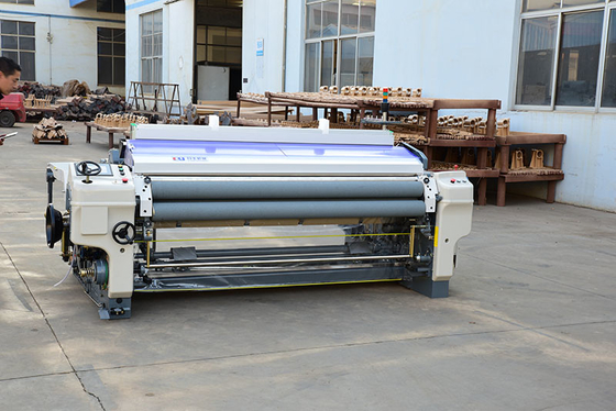 2 Nozul Sulzer Su Jetli Tezgah Çift Pompa 1000 RPM Tekstil Dokuma Makinaları