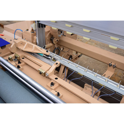 Yüksek Hızlı Elektronik Su Jeti Tezgah Hızı 1000RPM 360cm Kumaş Tezgahı Makinesi