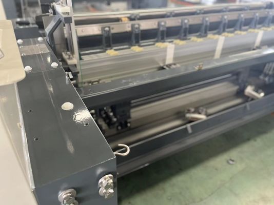 Yüksek Hızlı 1000RPM Dokuma Hava Jet Tezgahı Kumaş Düz Atma