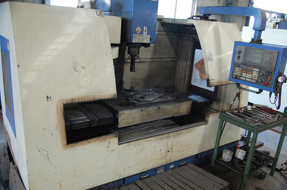 1200 RPM Su Jeti Tekstil Makinası 280cm Armüllü Yüksek Hızlı Power Loom Makinası