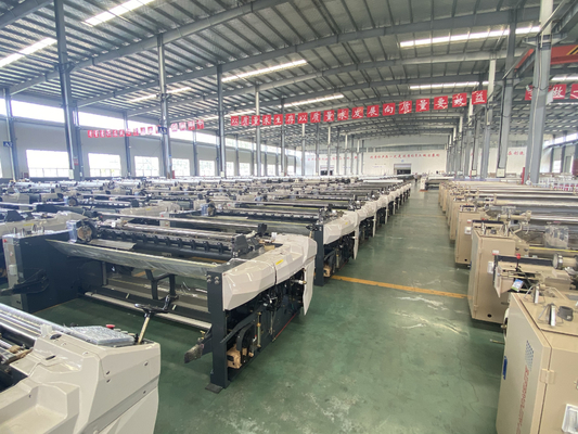 Elektronik Su Jeti Tezgahı Dobby 380cm Cam 3.8kw Pamuklu Dokuma Makinesi