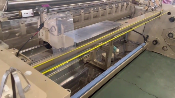 Ağır Dimi Su Jeti Makinesi Tekstil Dokuma Kumaş İpliği Büküm 220cm Genişlik