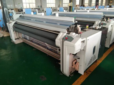 Tsudakoma 8100 Tabanlı Çift Nozullu Armüllü Yüksek Yoğunluklu Su Püskürtmeli Dokuma Tezgahı